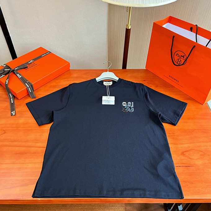 hermes equestrian embroidered chest motif crew neck short sleeve cotton t-shirt